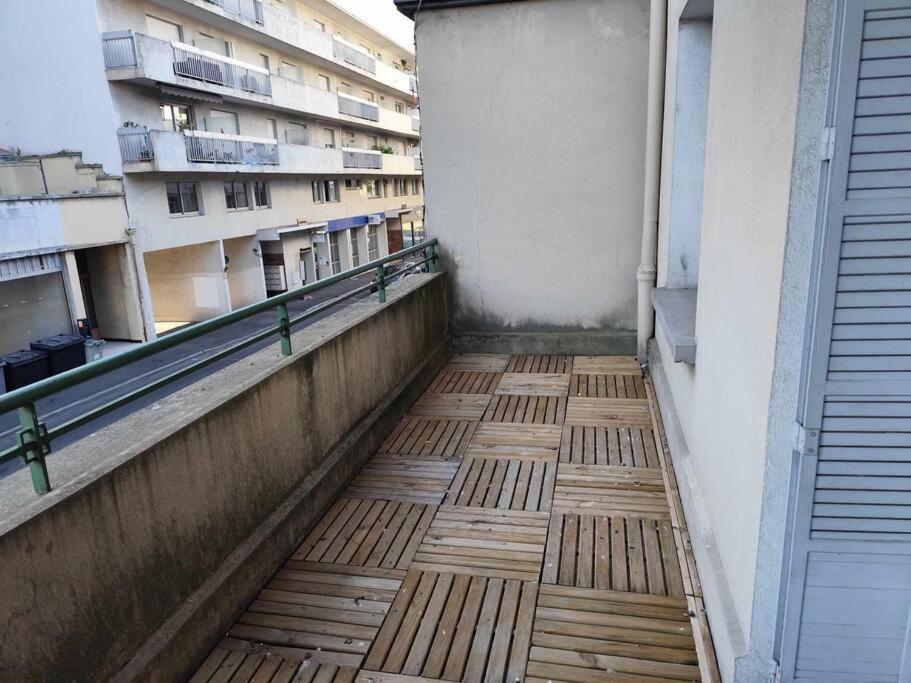 Au Rendez Vous Apartment Romans-sur-Isere Exterior photo